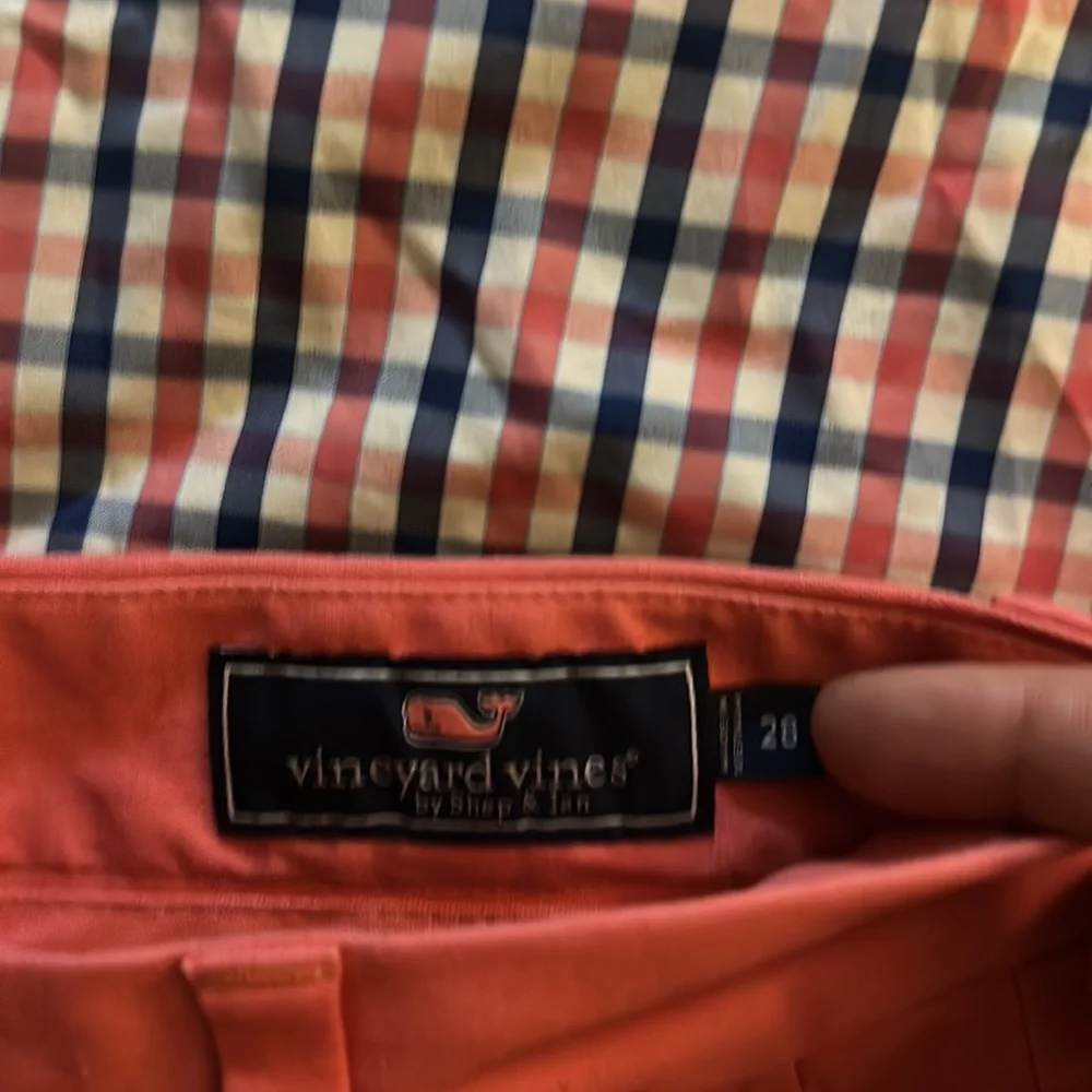 Vineyard Vines checkered Whale Shirt XS and Pink Breaker Shorts 28’ - Picture 3 of 4